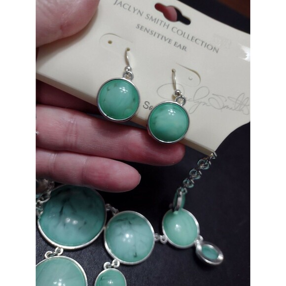 Jaclyn Smith sensitive ear jewelry set - Picture 2 of 10